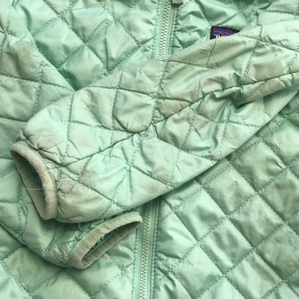 Patagonia Lightweight Puffer Jacket (size 4T) - Picture 8 of 9